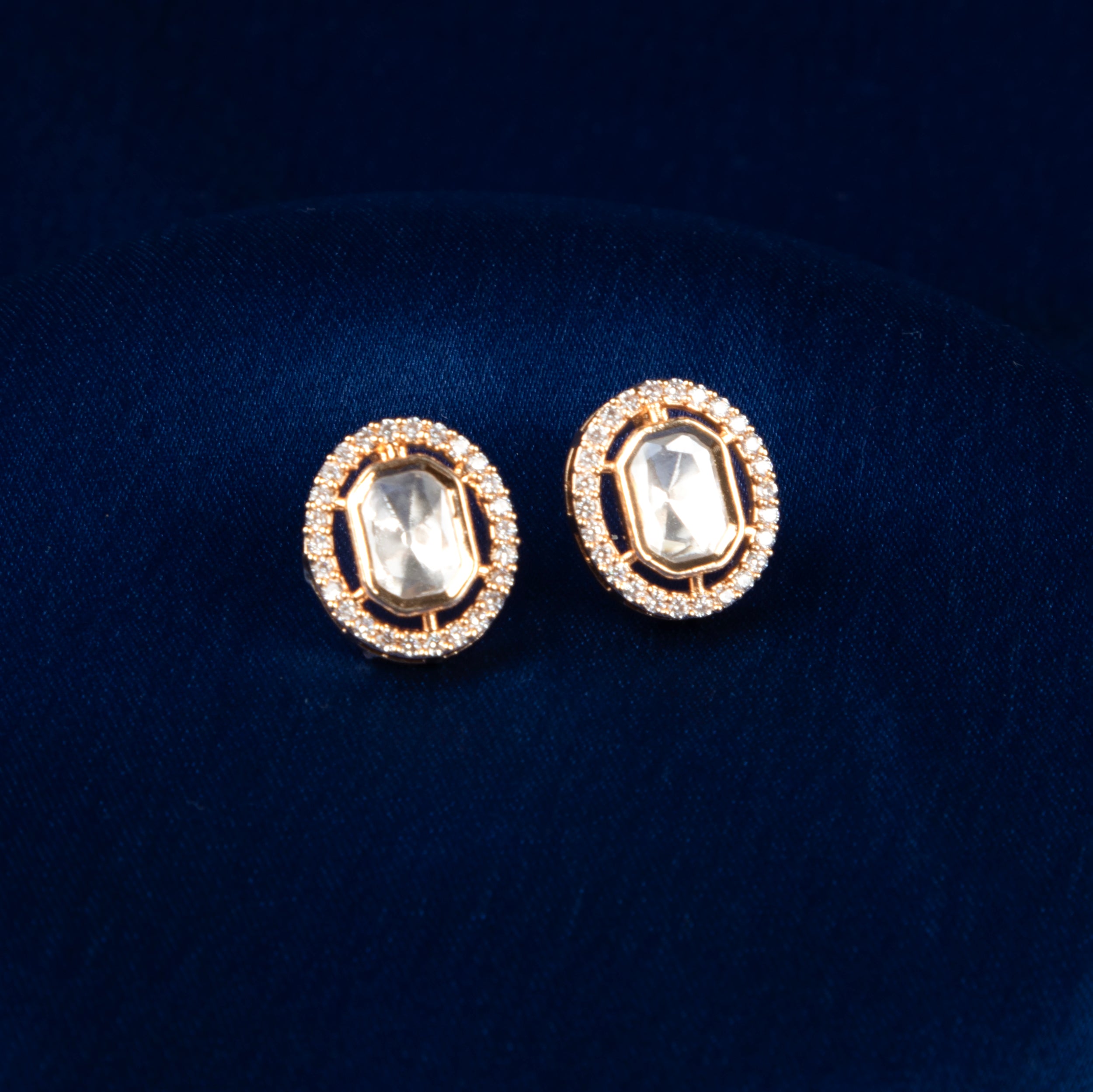 Chandrika Pendant Set