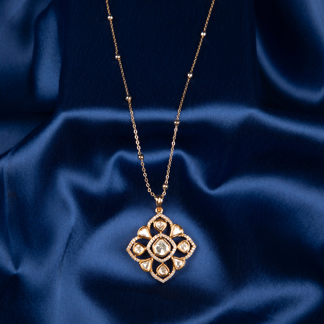 Regal Spark Pendant Set