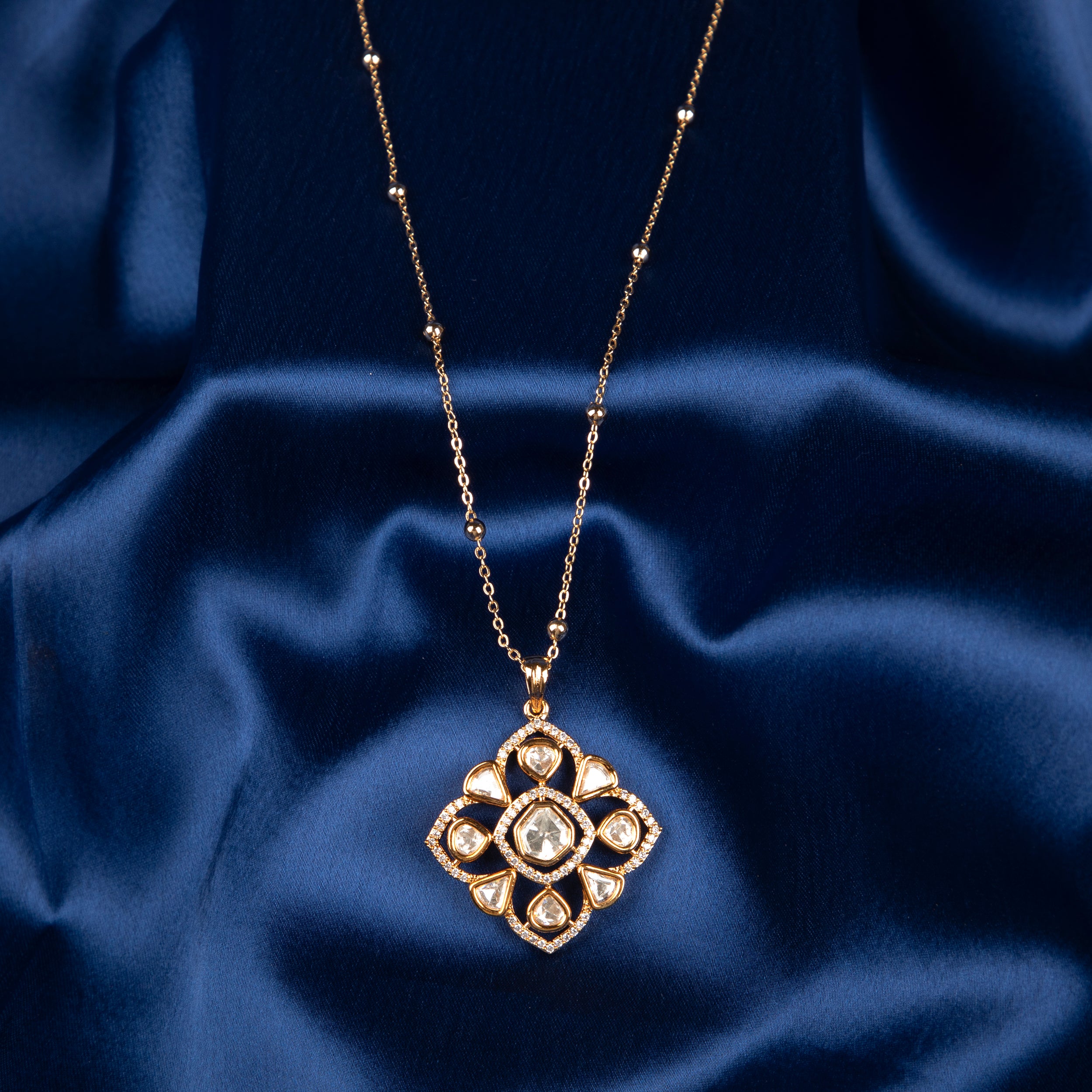 Regal Spark Pendant Set