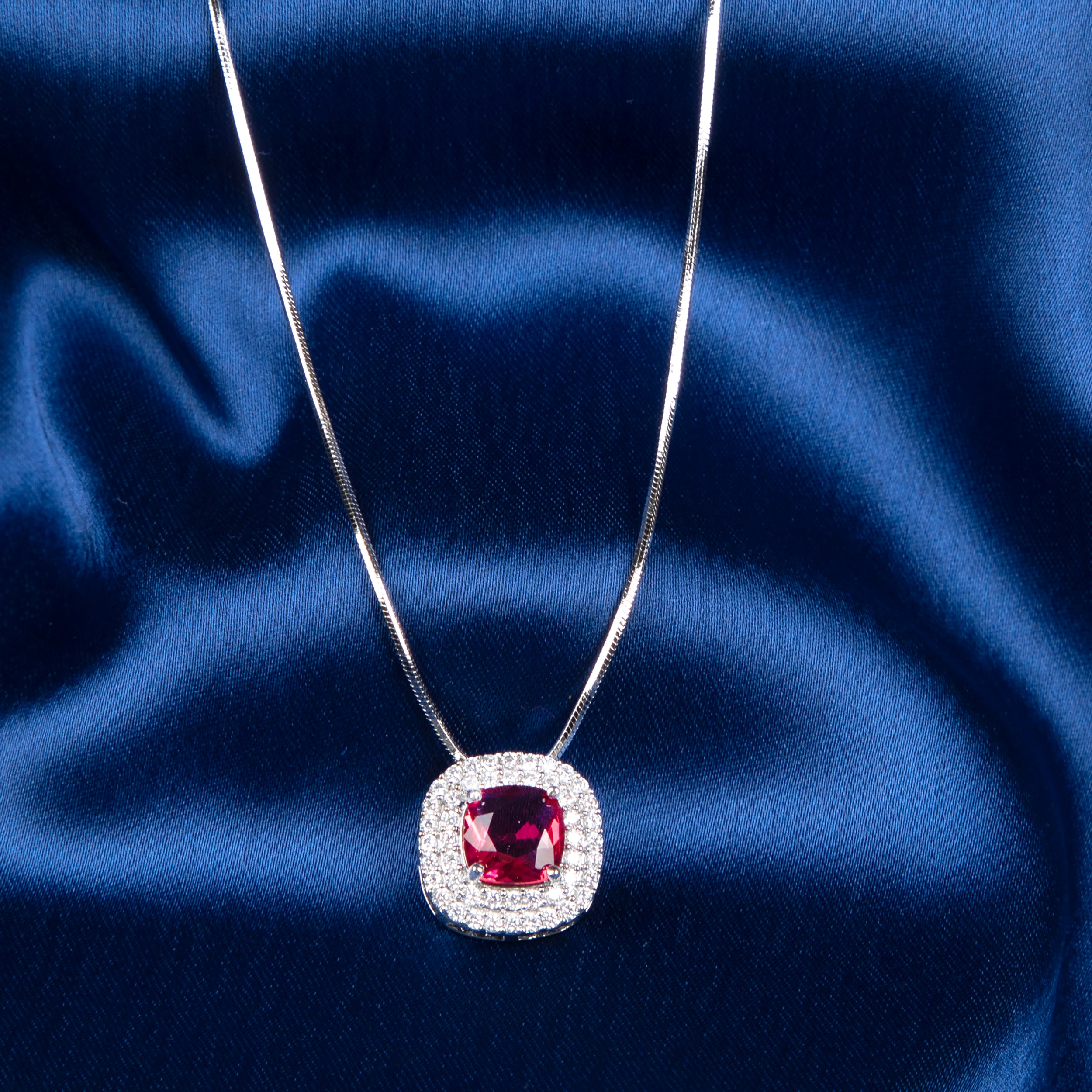 Crystal Luxe Square Pendant Set