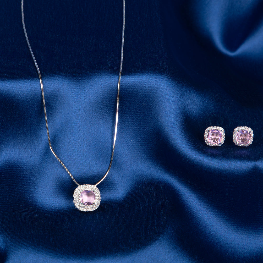 Crystal Luxe Square Pendant Set