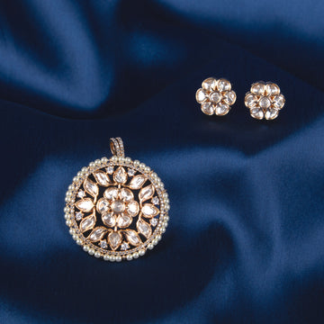 Sharvani Bloom Pendant Set