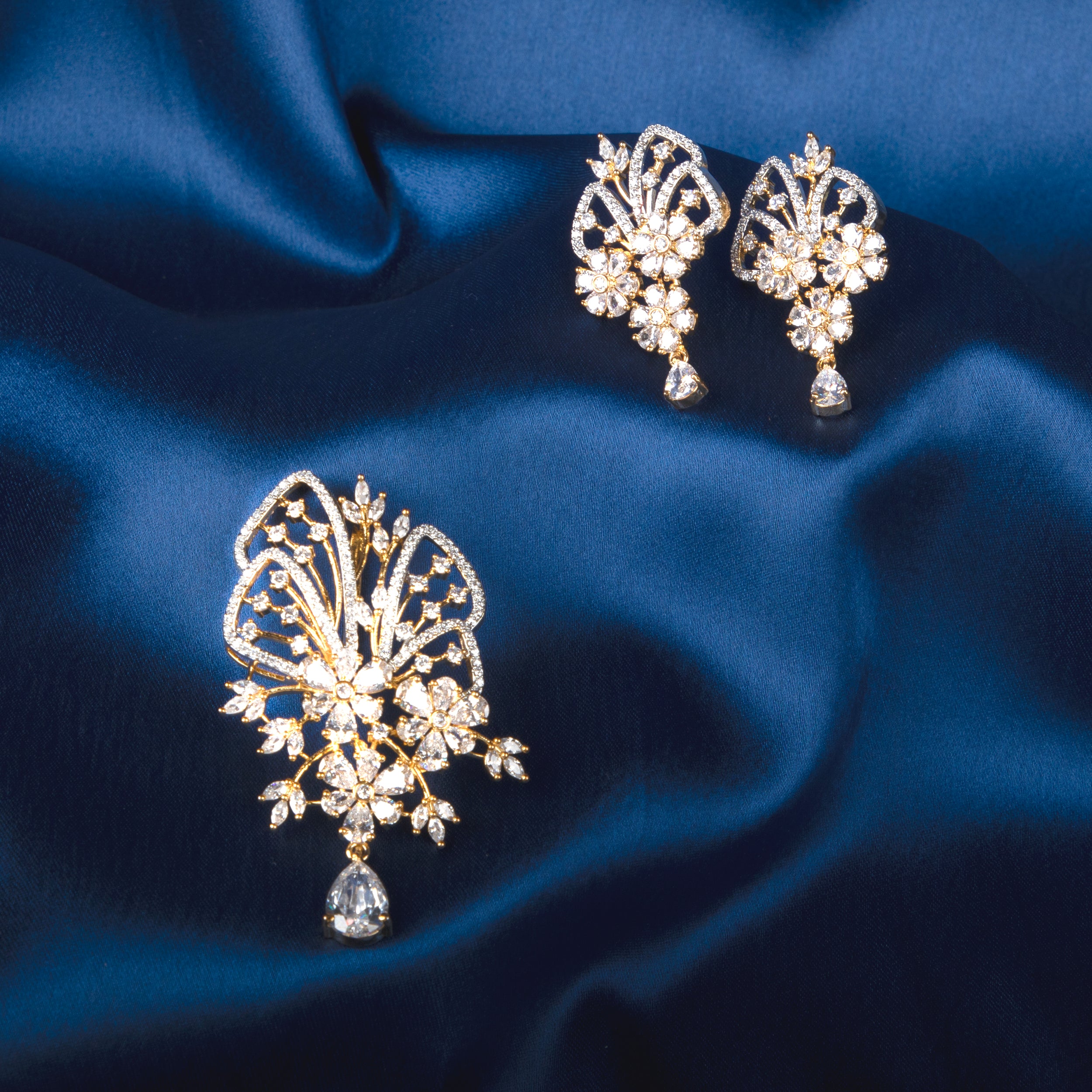 Blossom Wings Pendant Set