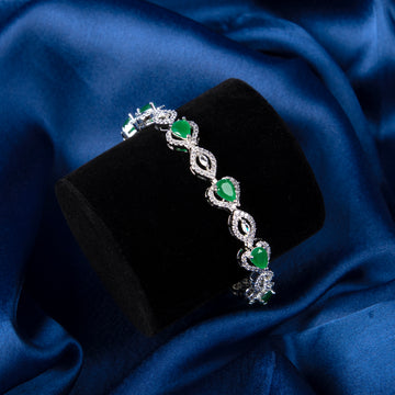 Infinity Gleam Bracelet