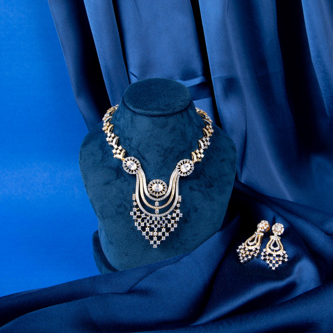 Regal Layered Necklace Set