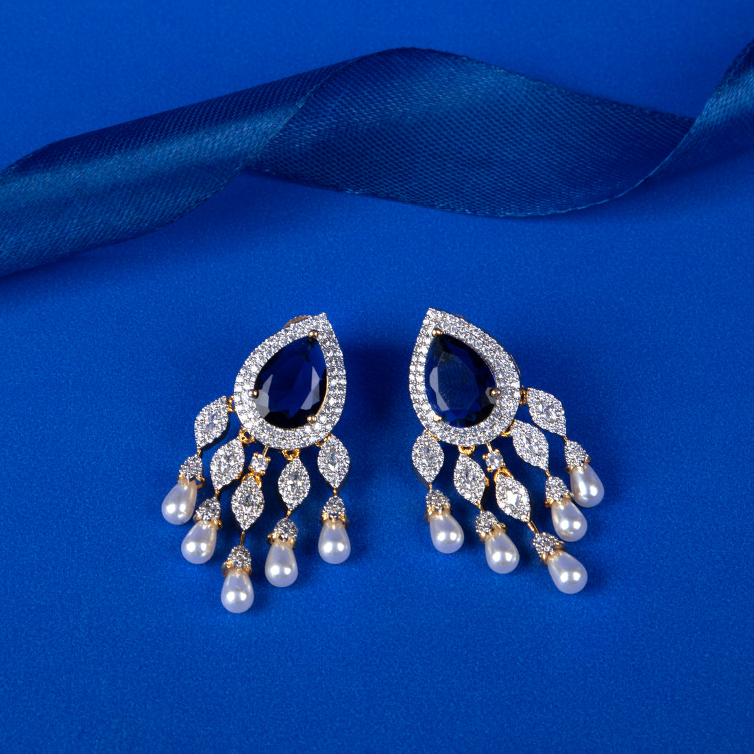 Midnight Dewdrop Chand Earrings