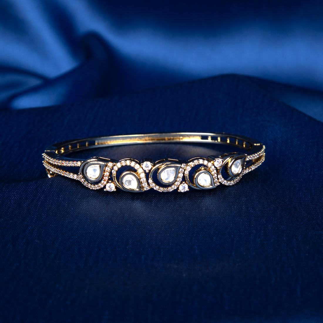Celestial Pear Elegance Bangle