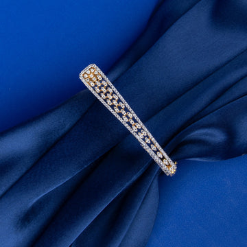 Majestic Gridwork Square Kada