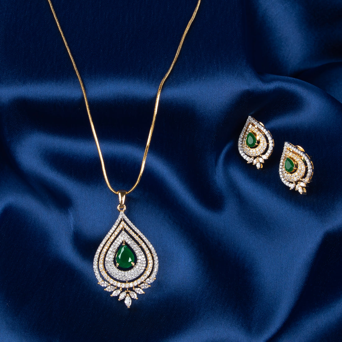 Celestial Bloom Pendant Set