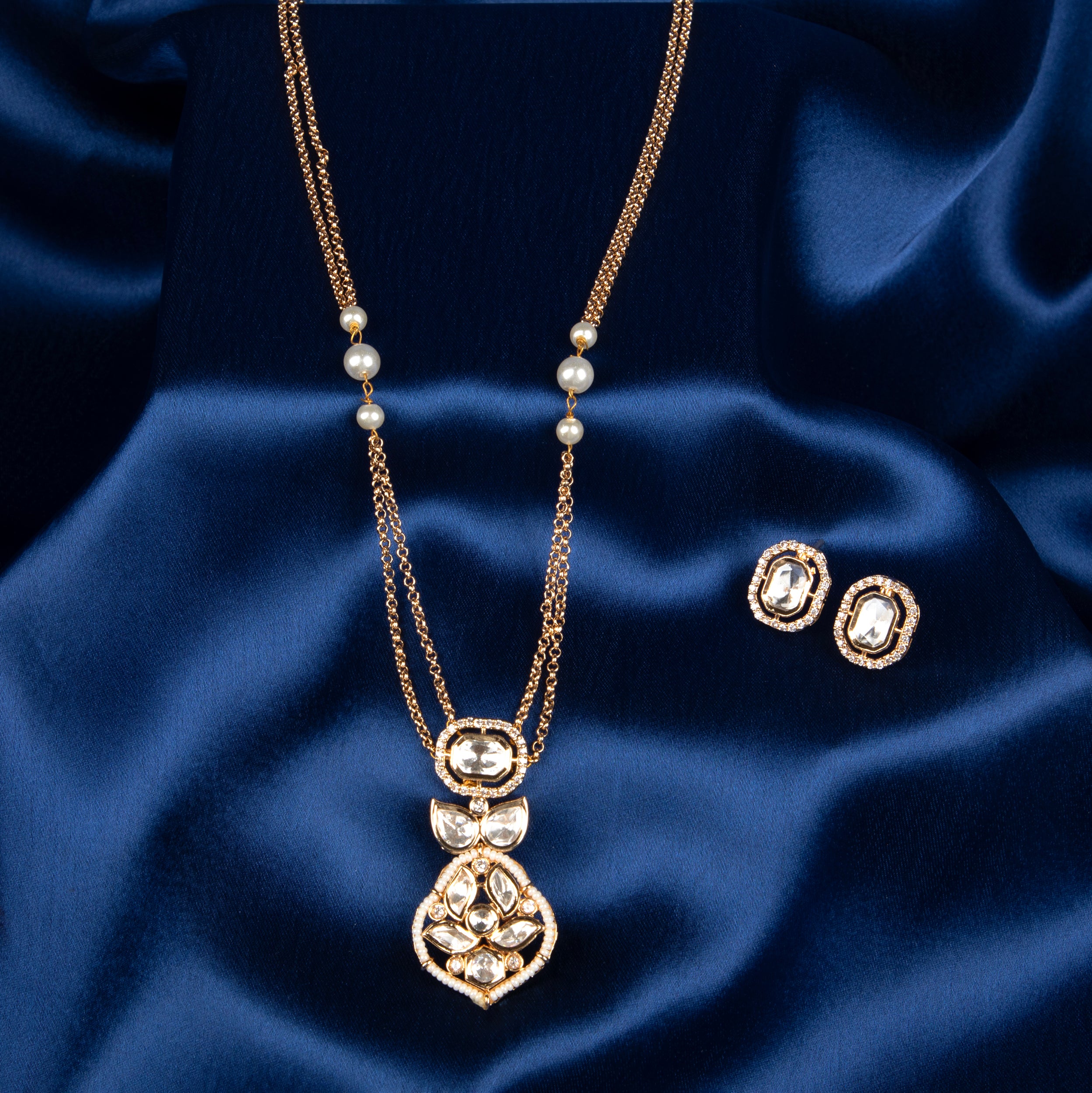 Royal Grace Pearl Pendant Set