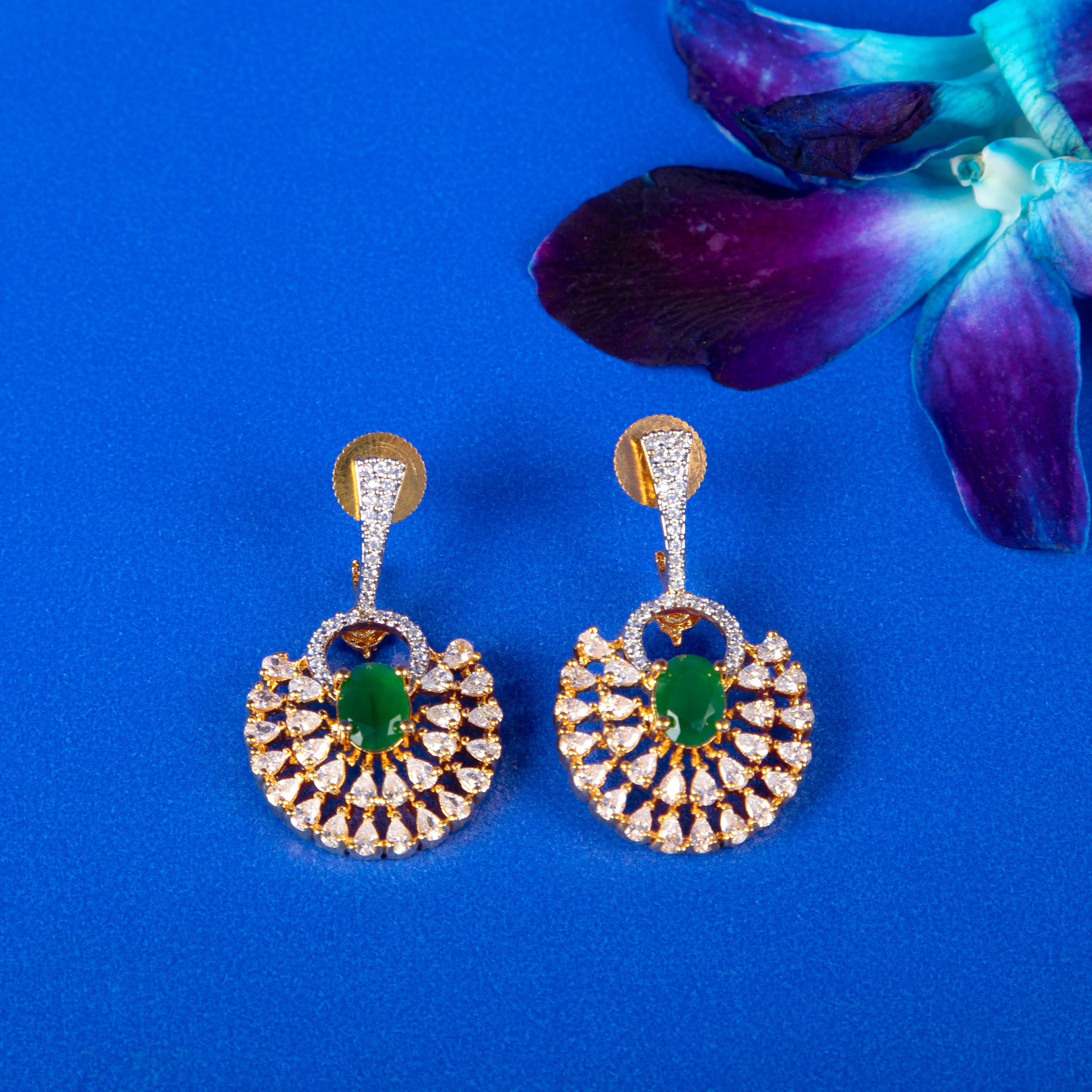 Noir Radiance Fan Earrings