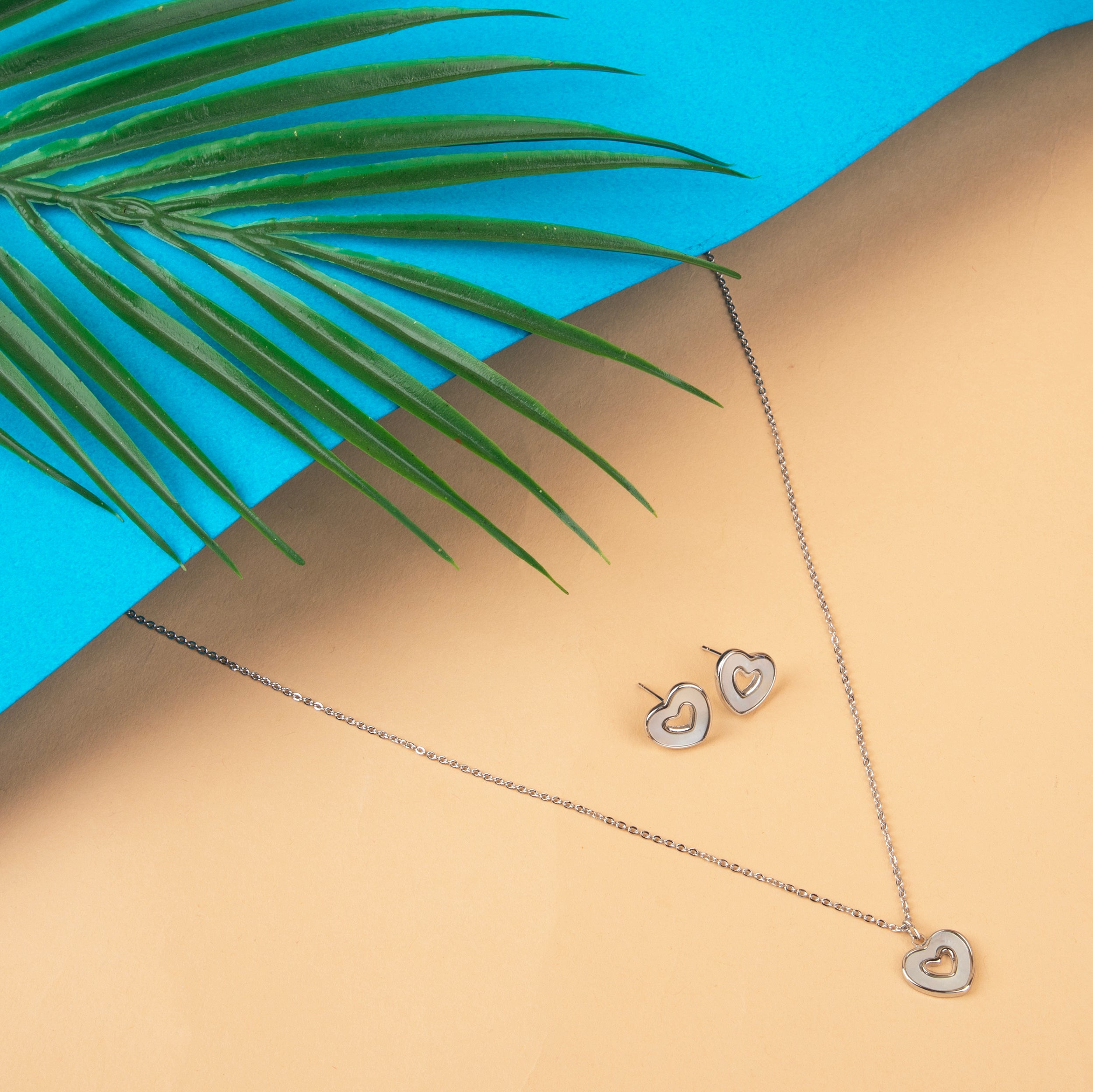 Eternal Heart Pendant Set